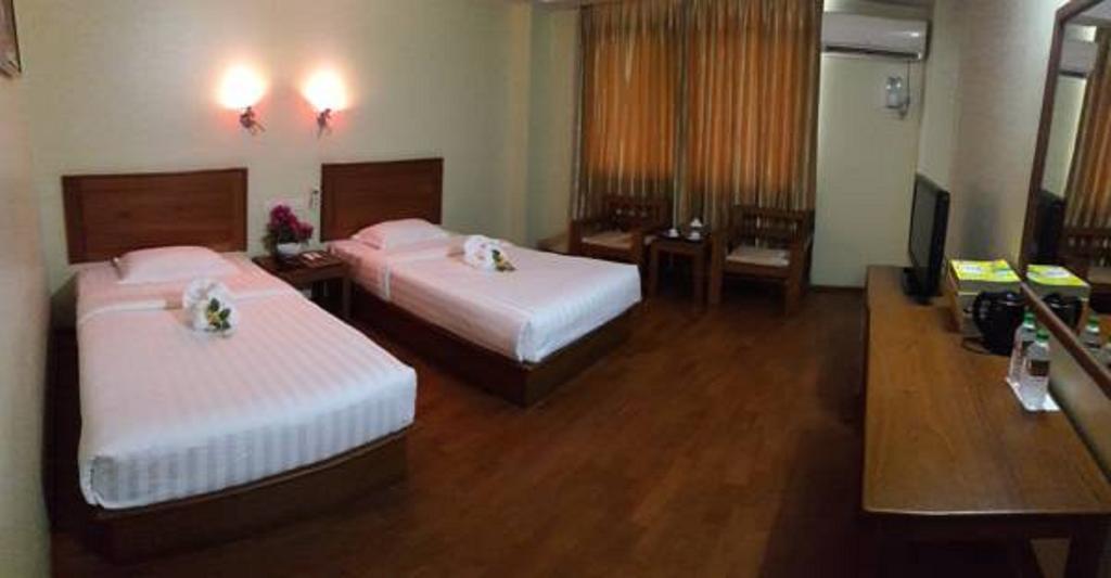 Shwe Phyu Hotel Mandalay Luaran gambar