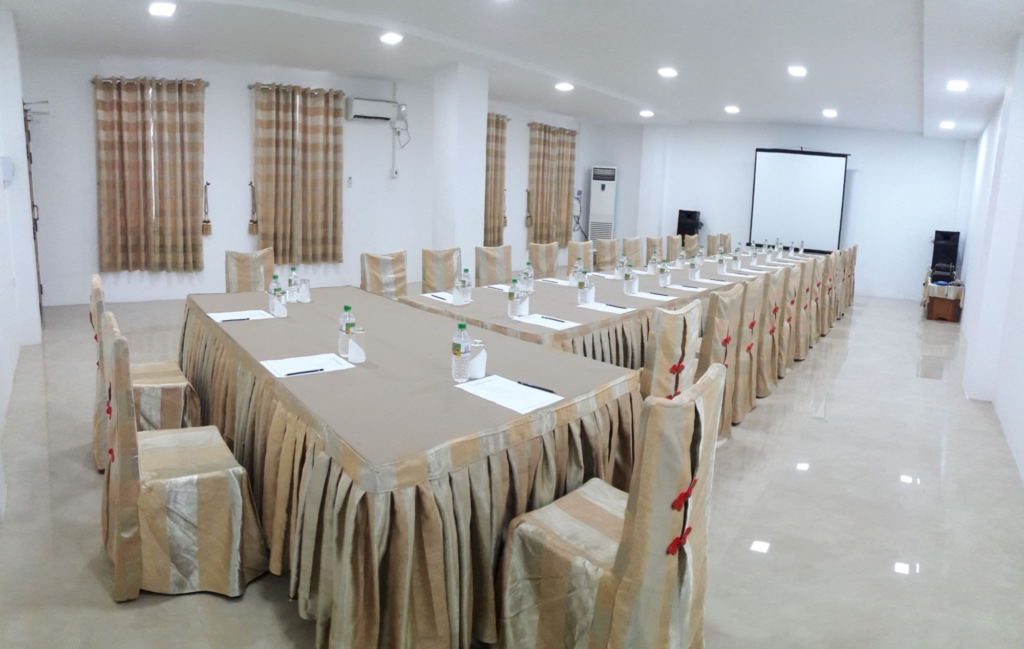Shwe Phyu Hotel Mandalay Luaran gambar