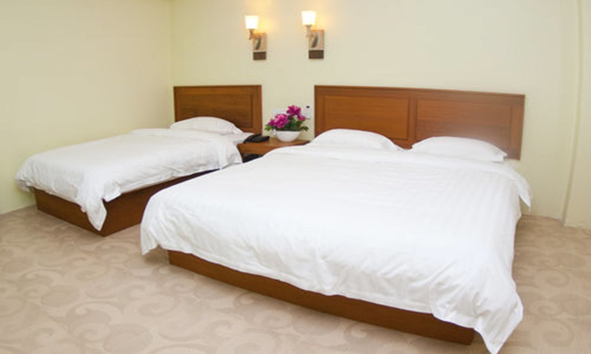 Shwe Phyu Hotel Mandalay Luaran gambar